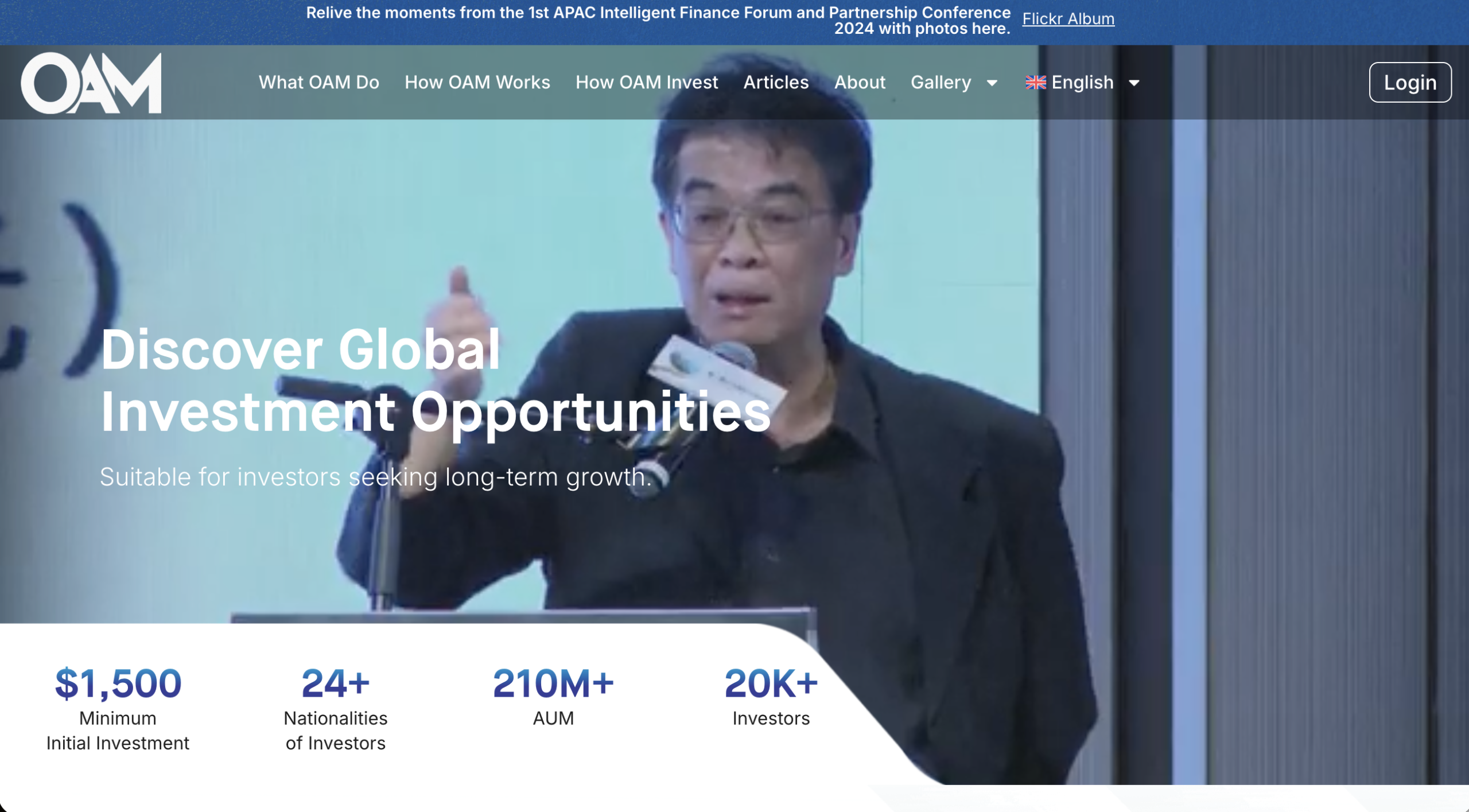 Image of a warning symbol underlining the risks associated with OAM-Global.com, highlighting the need for vigilant trading practices.